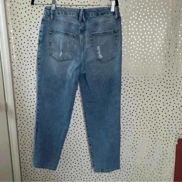 Good American Jeans - Picture 7 of 8